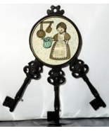 Vintage Cast Iron  Key Chain holder Frame  Countryside Style - $14.18 CAD