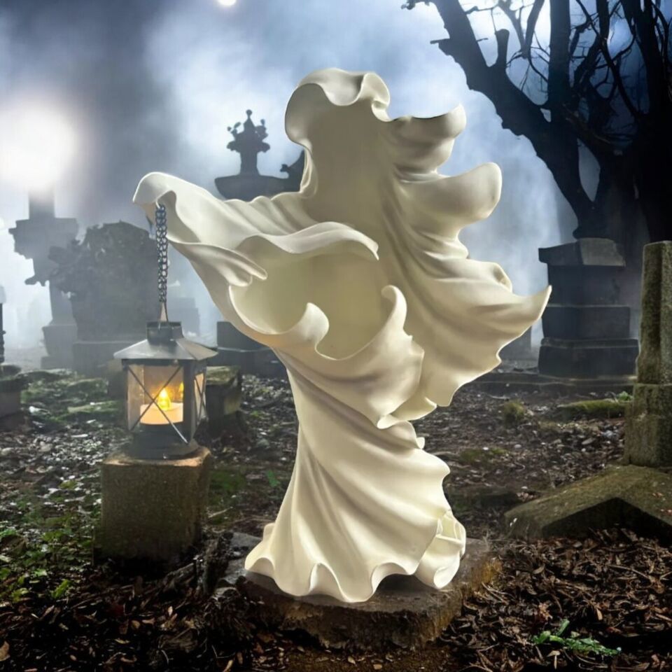 2024 Cracker Barrel Exclusive White Resin Ghost Of Darkness w LED Lanter... - $84.15