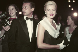 Grace Kelly with Oleg Cassini at Rear Window premiere 1954 18x24 Poster - £19.01 GBP