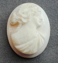 Antique Hand Carved Loose Angel Skin Coral Cameo Signed - £31.96 GBP