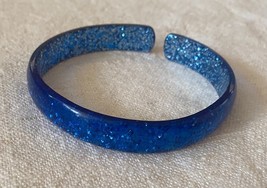 ⭕⭕VTG, Bracelet, adjustable, vintage in acrylic, blue with diamonds, wid... - $184.69 MXN