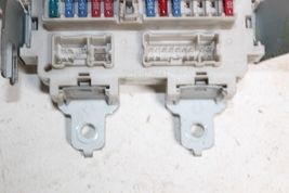 2003-2006 NISSAN 350Z M/T UNDER DASH INTERIOR FUSE BOX  R2875 image 4