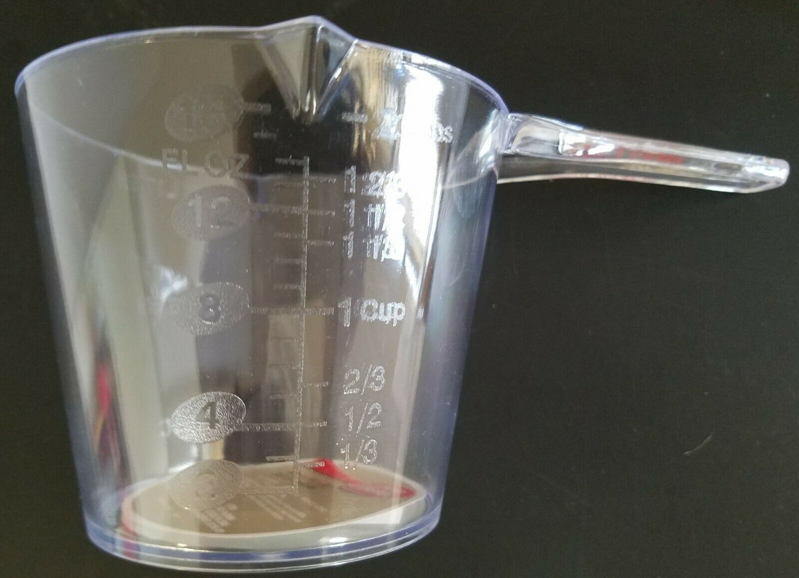 2 Cup Measuring Cups Plastic Calibrated in oz and mL 1/Pk - $2.96