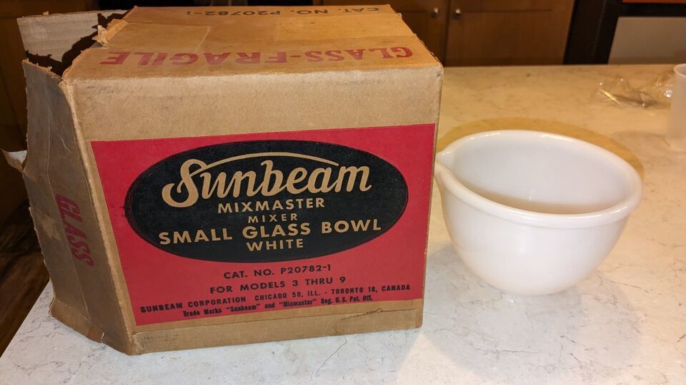 Vintage ~Sunbeam Mixmaster  Model #3 Thru #9 Small Milk Glass Bowl W/ Spout New - $59.39