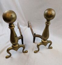 Pair of Vintage Brass &amp; Cast Iron Ball Top Fireplace Andirons - €111,71 EUR
