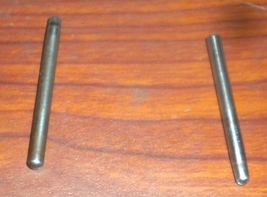 Pair Singer Tap In Spool Pins #2007 Used Working Parts - £8.81 GBP