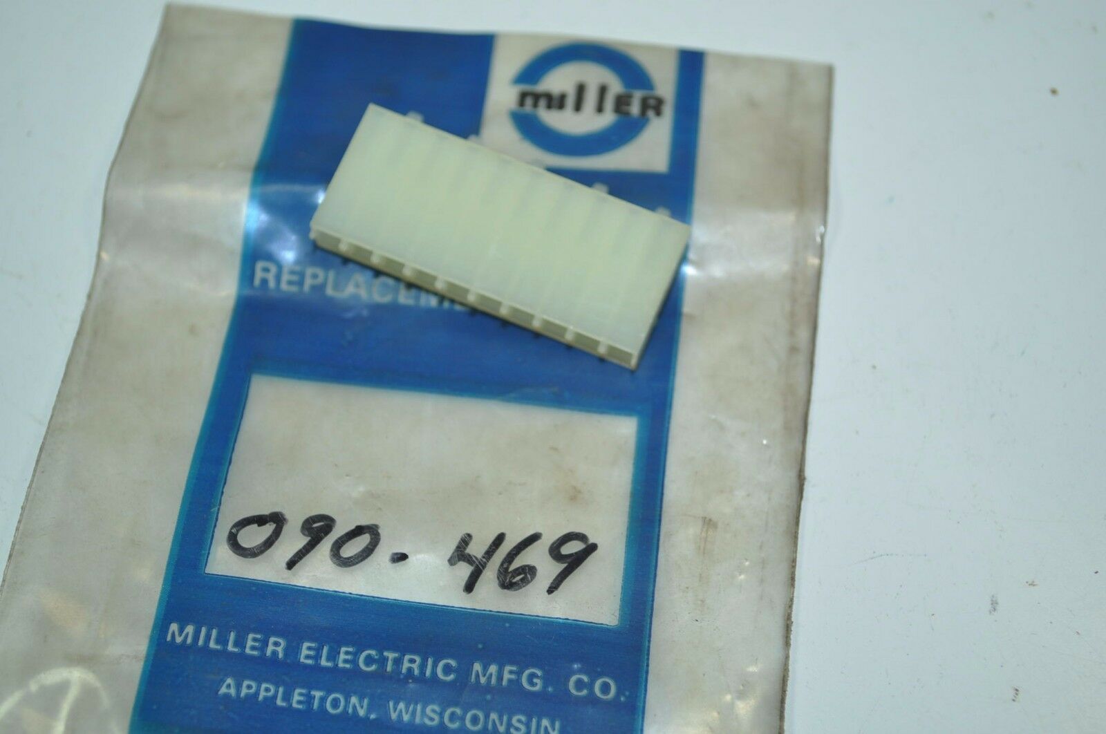 Miller Welder Replacement Terminal Connector Part# 090-469 090469 - $10.39