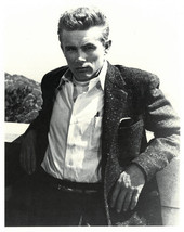 James Dean unsigned Vintage B&amp;W 8x10 Poster Card/Photo (close up) - £14.35 GBP