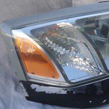 06-09 Mitsubishi Raider Headlight Head Light Lamp Passenger Right RH -POLISHED image 3