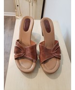 Fioni Sandal Heels Pumps Shoes Wood Heel Size 9.5 ~ USED - £4.69 GBP
