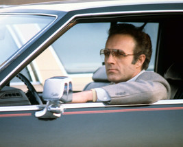 Thief James Caan Looking Out Of Car Window 8X10 Photo - £8.45 GBP