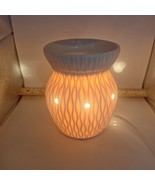 Scentsy Warmer Crackle Classic Warm White used Discontinued - $14.40