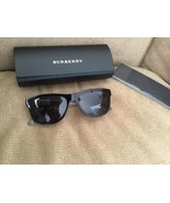 NIB Burberry Black Crystal Temple Gray Lens Sunglasses--B 4234 - $2,842.28 MXN