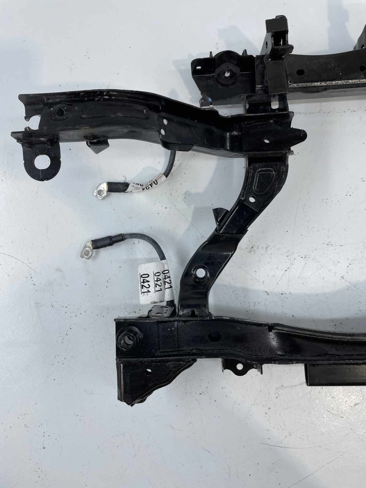 2022-2023 Chevy Bolt EUV LT Radiator Support W/ Hardware & Ground Cable 42747434 Item image 12