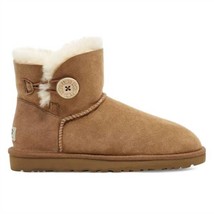 Ugg women&#39;s bailey button boot in Chestnut - size 7 - £123.70 GBP