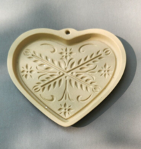 Pampered Chef 2000 Anniversary Heart Cookie Mold - $16.14