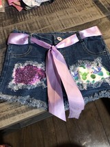 GIRLS SIZE &quot;M&quot;; JEAN SHORTS WITH A LITTLE EXTRA DECOR. - $8.56
