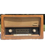 Vitage Metz Multi Band Vintage Tube Radio. Made in West Germany - $272.72 CAD