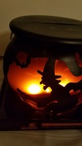 Halloween  Lighted Witch Cauldron - £23.94 GBP