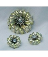 Costume Jewelry Rhinestone Swirl Brooch Pin &amp; Clip on Earrings Set Silve... - £10.05 GBP
