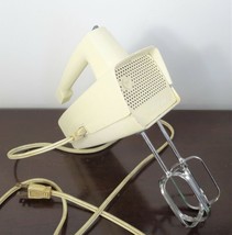 Vintage Almond Westinghouse Electric Hand Mixer Model PM-581-1 Made In USA - $27.72
