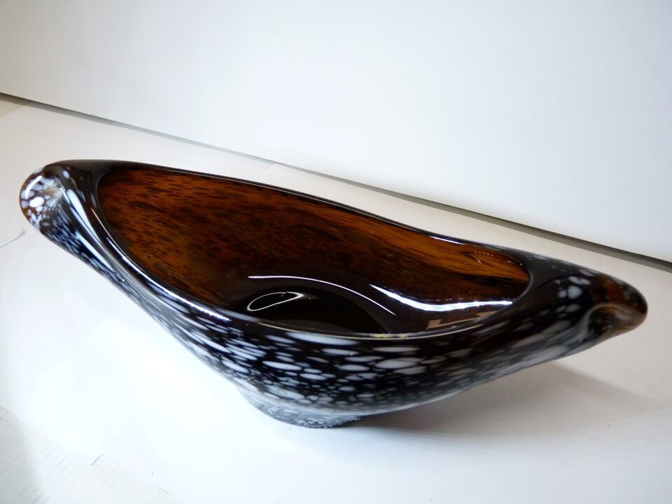 Vintage Italian Murano 1950s HandBlown Speckled Brown Glass Gondola Bowl, W 25cm - $56.12