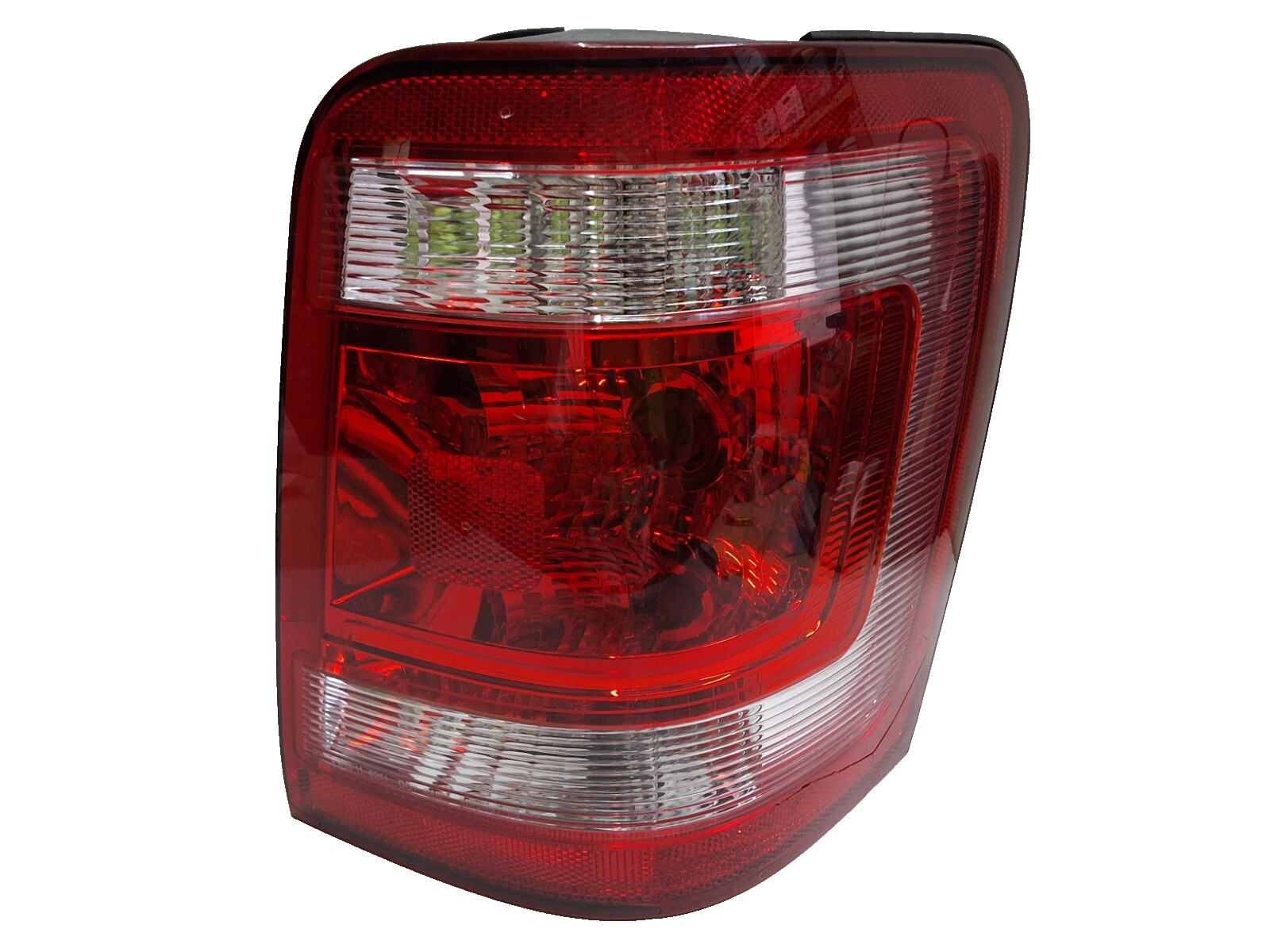 08 09 10 11 12 Ford escape right tail light assembly cracked - $19.79