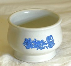 Yorktowne Pfaltzgraff Stoneware Open Sugar Bowl Blue Floral USA - £13.28 GBP
