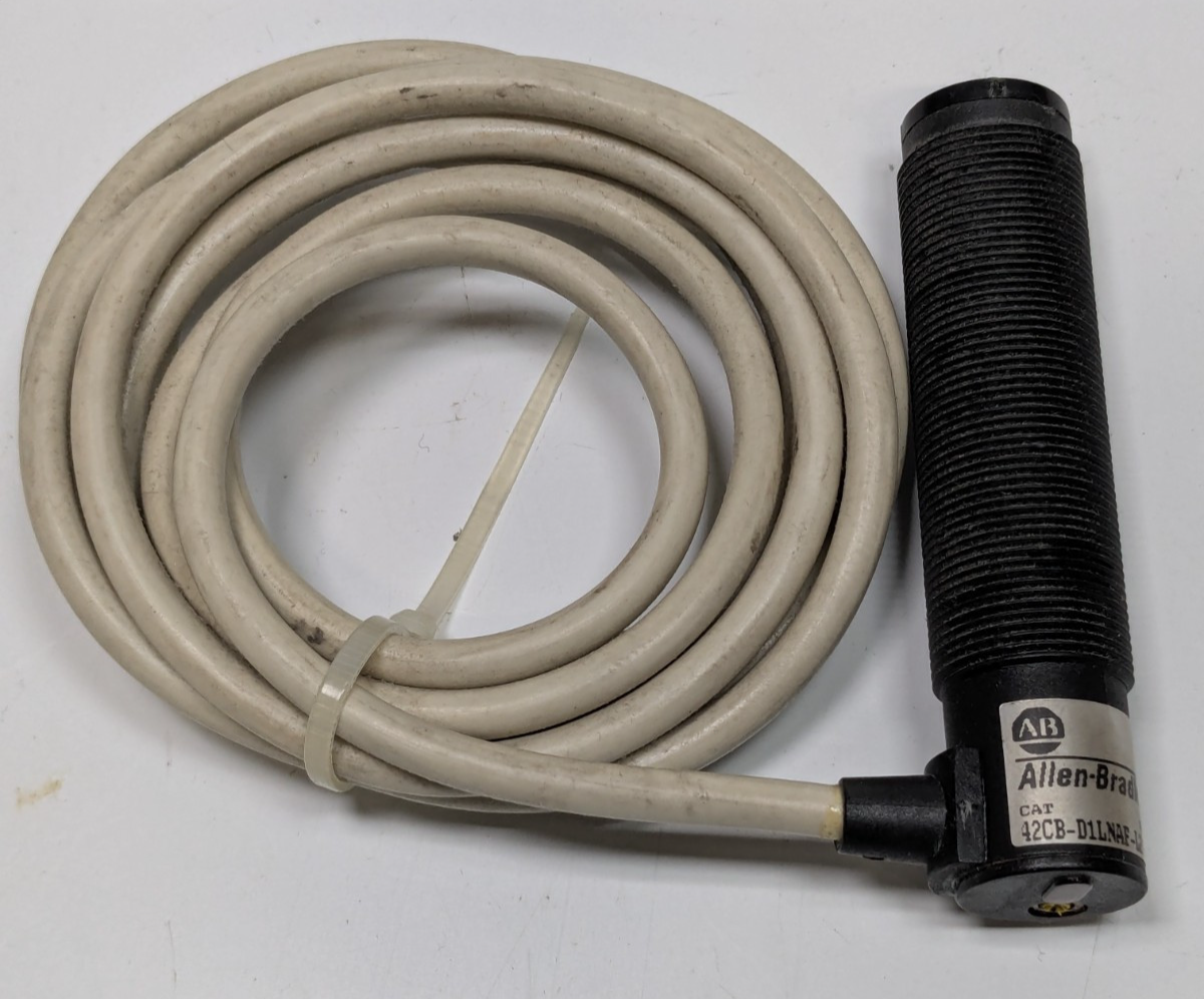 Allen Bradley 42CB-D1LNAF-L2 Photoelectric Sensor 10-30 VDC - $69.29