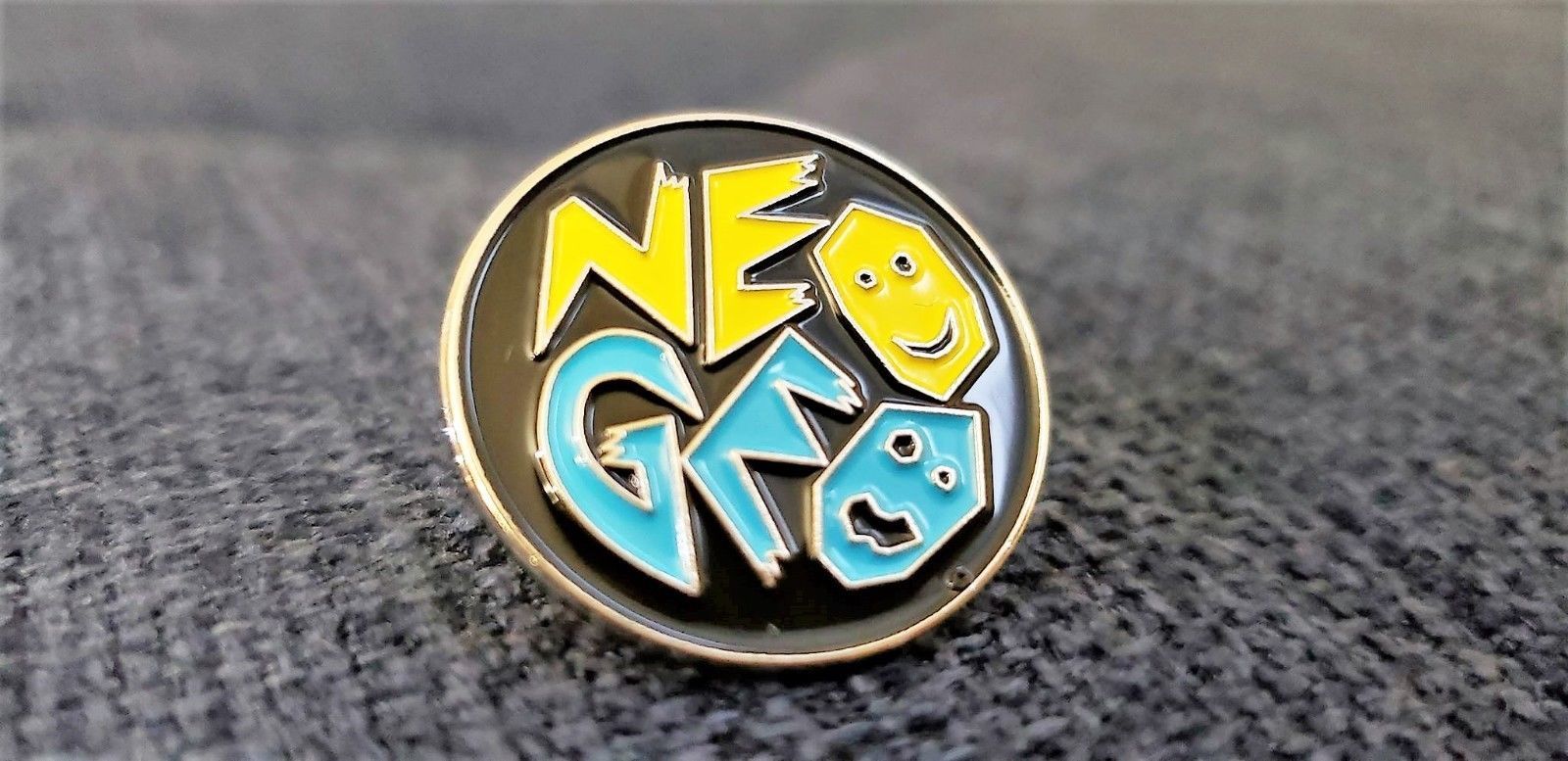 Neo Geo SNK Metal Pin - Lapel Pinback Enamel Promo Hat AES / MVS (Fast Shipping)