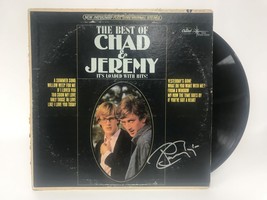 An item in the Entertainment Memorabilia category: Jeremy Clyde Signed Autographed "The Best of Chad & Jeremy" Record Album