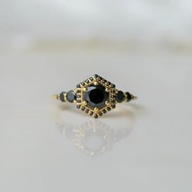 1.5Ct Round Cut Black Cubic Zirconia Halo Wedding Ring Yellow Gold-Plated Silver - £66.58 GBP