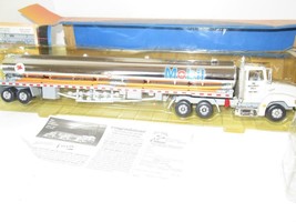 MOBIL - TOY TANKER W/SOUND &amp; LIGHTS- 1/43RD SCALE - BOXED - NEW - P11 - £18.16 GBP