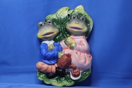 Frog Friends under a Lily Pad Picture Ceramic Frog Collectors - $4.25
