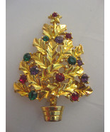 EISENBERG ICE CHRISTMAS TREE PIN BROOCH Rhinesstones Gold Tone Leaf Setting - $54.76 CAD