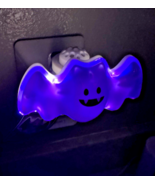Bath &amp; Body Works Halloween NEON PURPLE BAT  Wallflower NIGHTLIGHT Plug-In - $364.88 MXN