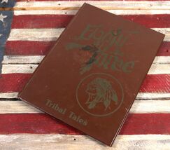 Vintage 1983 Santa Fe Texas Tribal Tales Junior High School Yearbook - €16,89 EUR Vintage 1983 Santa Fe Texas Tribal Tales Junior High School Yearbook - €16,89 EUR
