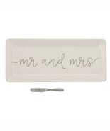 Mr and Mrs Engraved Hostess Tray and Spreader With Words We Do by Mud Pi... - €31,21 EUR