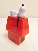 Vintage PEANUTS SNOOPY On Top Dog House Piggybank Plastic w/Stopper ~ NICE - $7.14