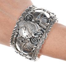 7 1/8&quot; Heavy Jerry Bahe Navajo sterling buffalo cuff bracelet - $594.00