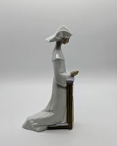 Lladro Figurine &quot;Meditation&quot; Nun Kneeling (Rare White) w/ Original Box. ... - £117.95 GBP