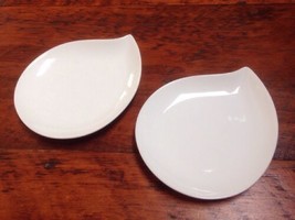 Pair Crate Barrel Water Rain Drop Shaped White Porcelain Dessert Bowls P... - £23.94 GBP