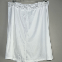 Vanity Fair size medium half slip - $4.80