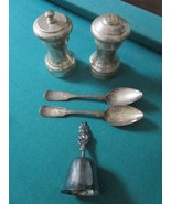 5 PCS VICTORIAN SILVERPLATE BELL SHAKERS COIN SPOONS LOT - $74.67 CAD