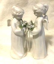 Pair Figuring White Girl Angel flower Bouquet Décor Statue vintage 1990 ... - £12.50 GBP
