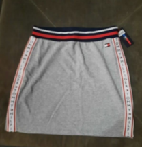 Tommy Hilfiger Women&#39;s Sport Logo Mini Skirt Gray Size M NWT - £23.74 GBP