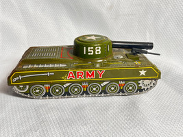 Vtg Hayashi Made In Japan Green Tin Litho Friction Army Military Tank #158 - £39.50 GBP