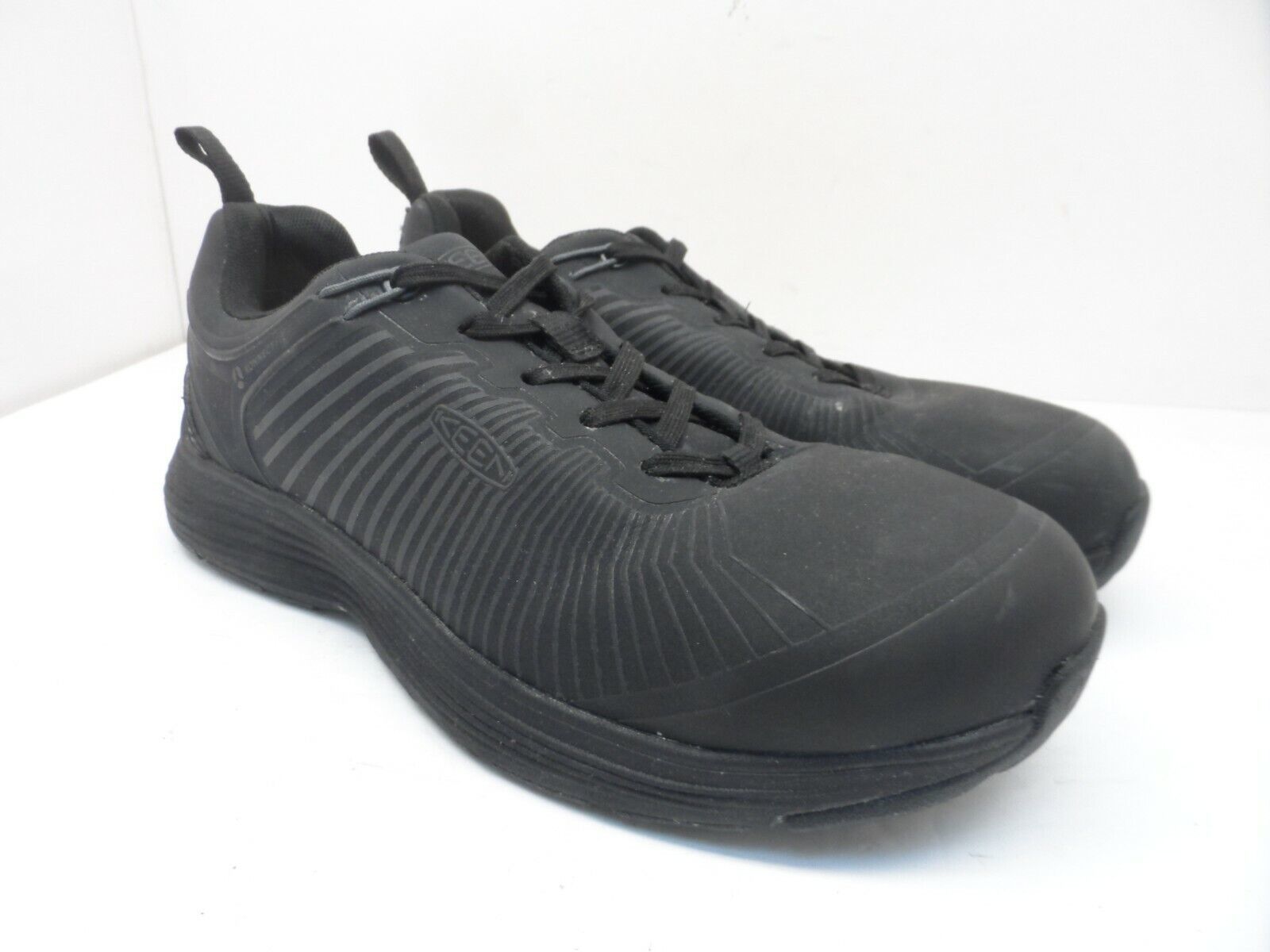 Primary image for KEEN Women's Low-Cut Safety Toe CSA Work Shoes Black Size 11W