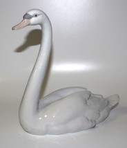 Lladro Graceful Swan 8 1/2” Tall Porcelain Gloss Figurine, 5230 - £31.81 GBP
