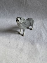 vtg retired Schleich  grey Wolf Howling dollhouse Figure 2009 - £12.66 GBP